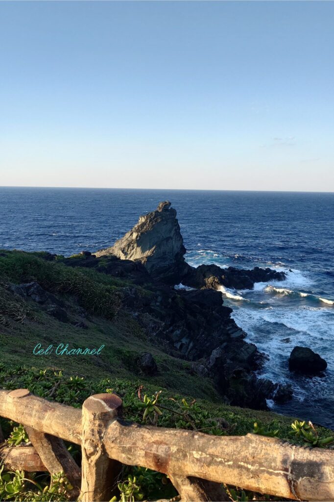 石垣島　御神崎　ふちぶい岩