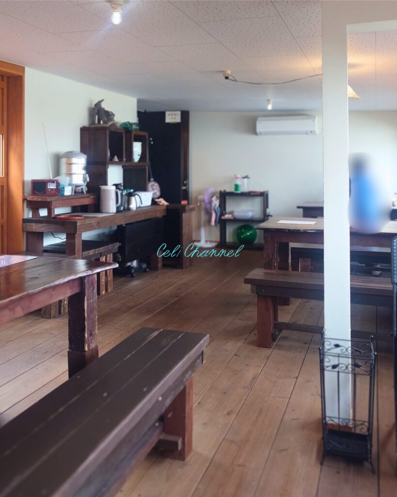 八重山 嘉とそば リニューアルした店内