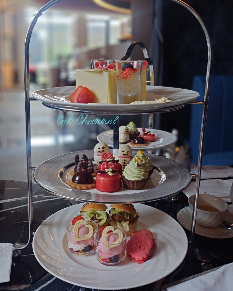 コレクティブ　Divertido　　クリスマスアフタヌーンティー