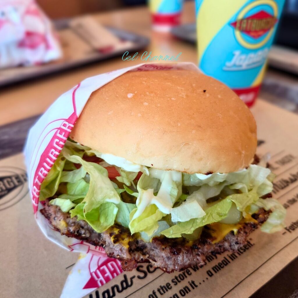 FATBURGER　バーガーとドリンク