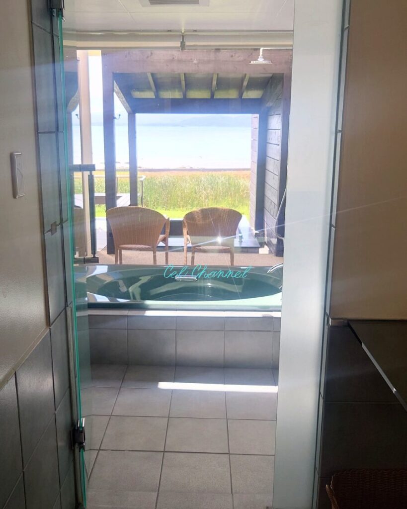 はいむるぶし オーシャンビューバススイート 屋内バスルーム