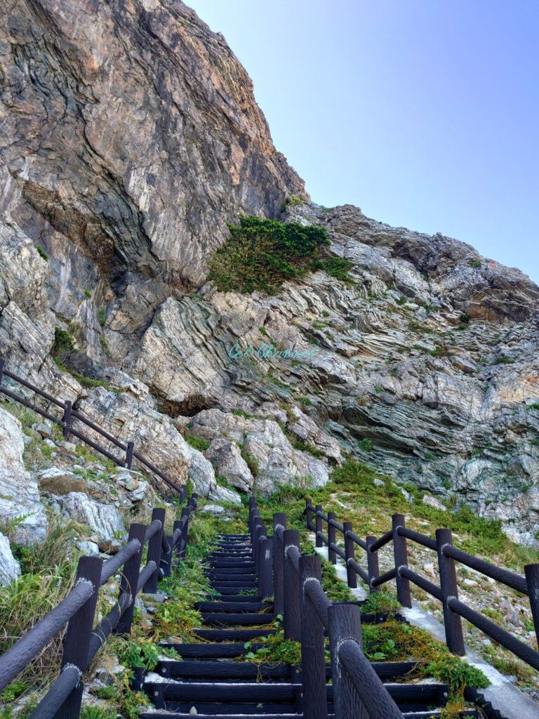 クマヤ洞窟　階段